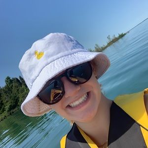 Meet your Posher, Kelsey